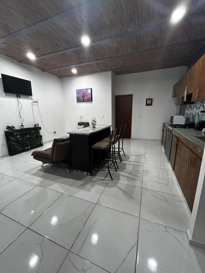 Departamentos Colibri Y Tortuga Apartment ชาปาลา ภายนอก รูปภาพ